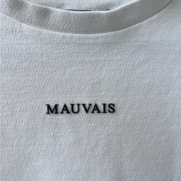 Cream white short sleeve size small - Picture 2 of 4